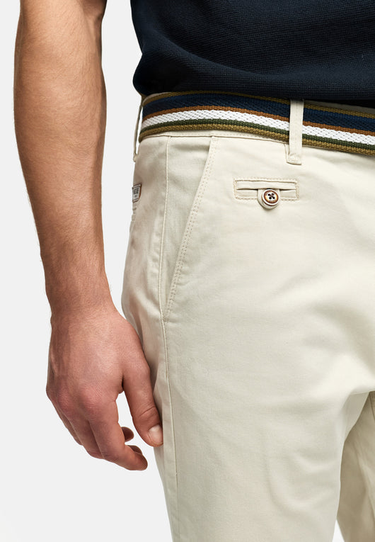 Shorts Chino INThews